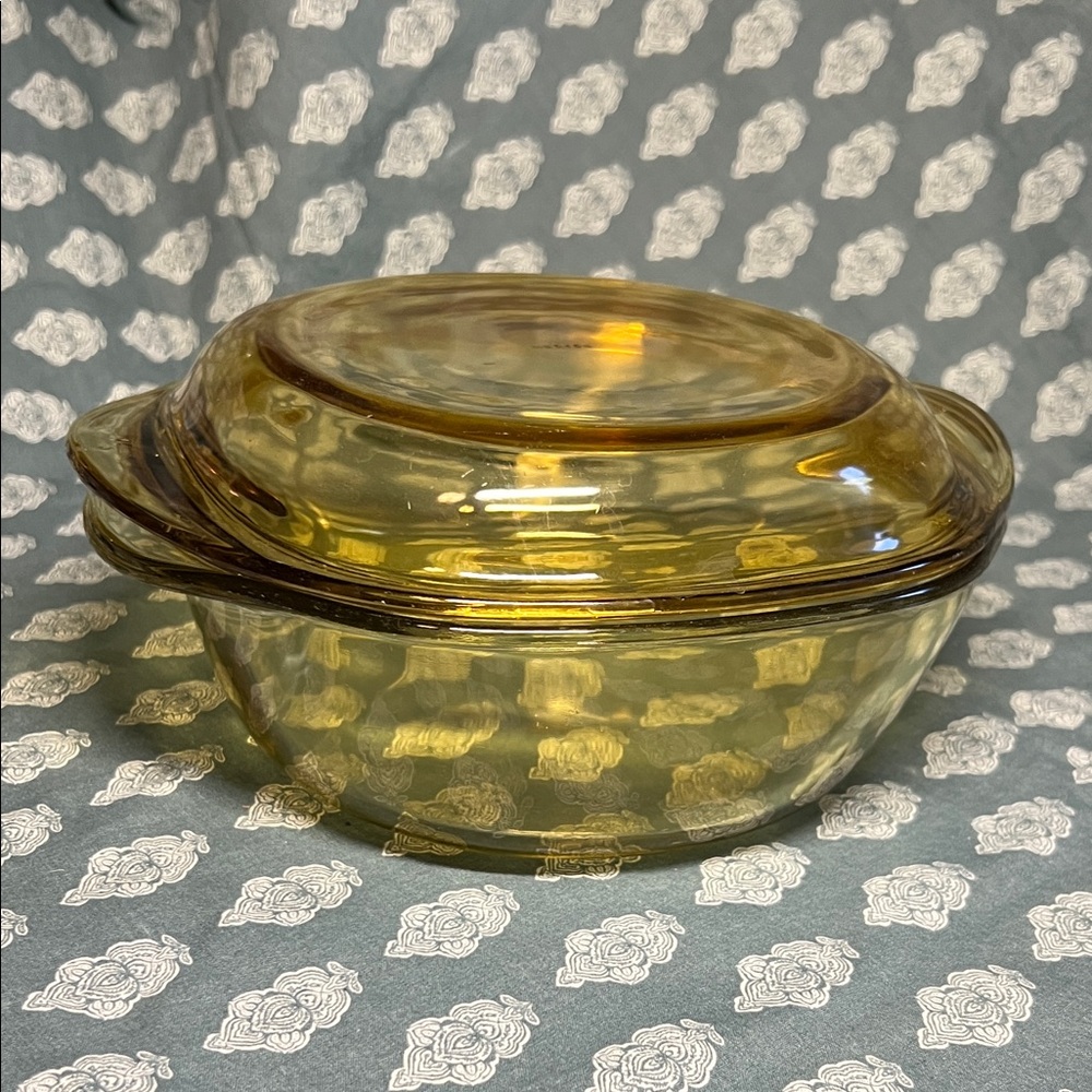 Dynaware Pyr-O-Rey 1960s casserole dish